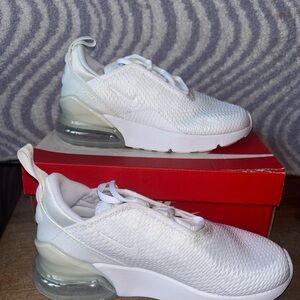 Nike White Air Max 270 Sneakers 1y